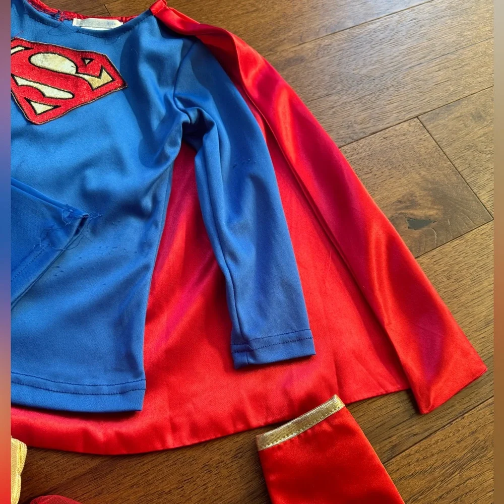 Used Supergirl costume by Pottery Barn Kids. Size 2-3Y - Picture 9 of 9